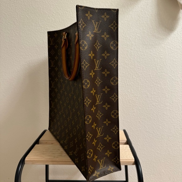 Authentic Louis Vuitton Vintage Sac Plat Tote - Picture 2 of 9